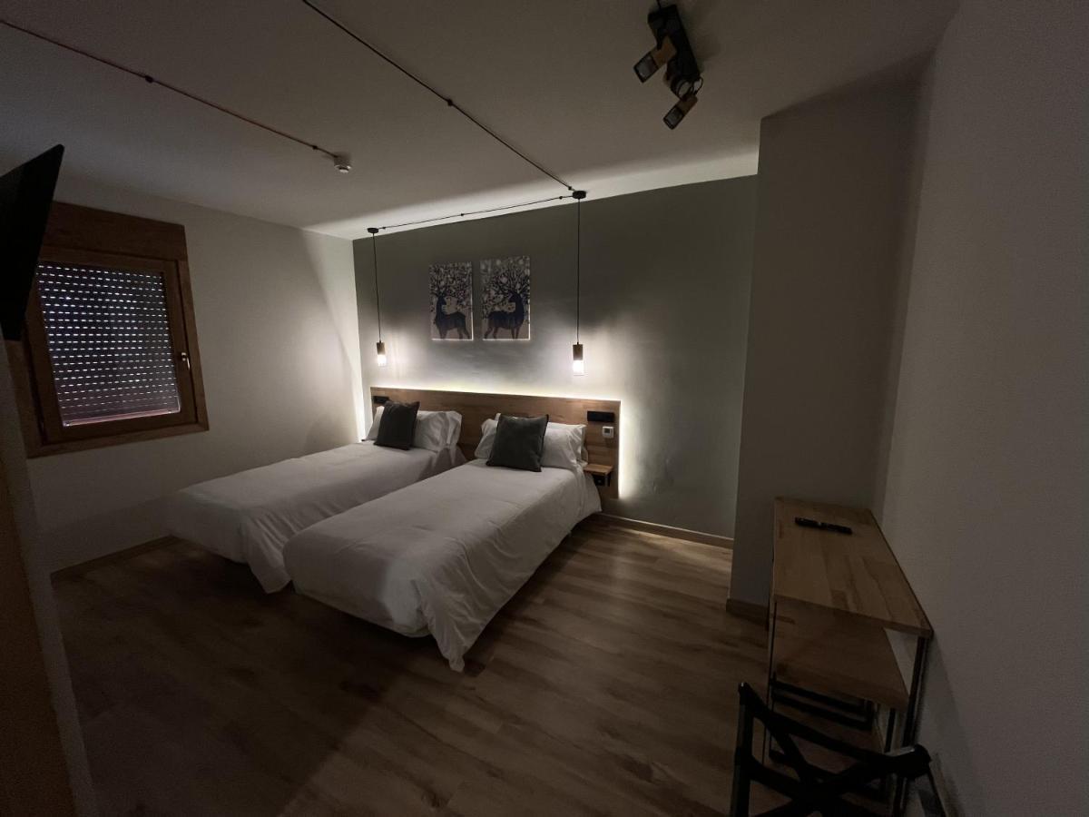 Hotel Els Encantats Espot Exteriér fotografie