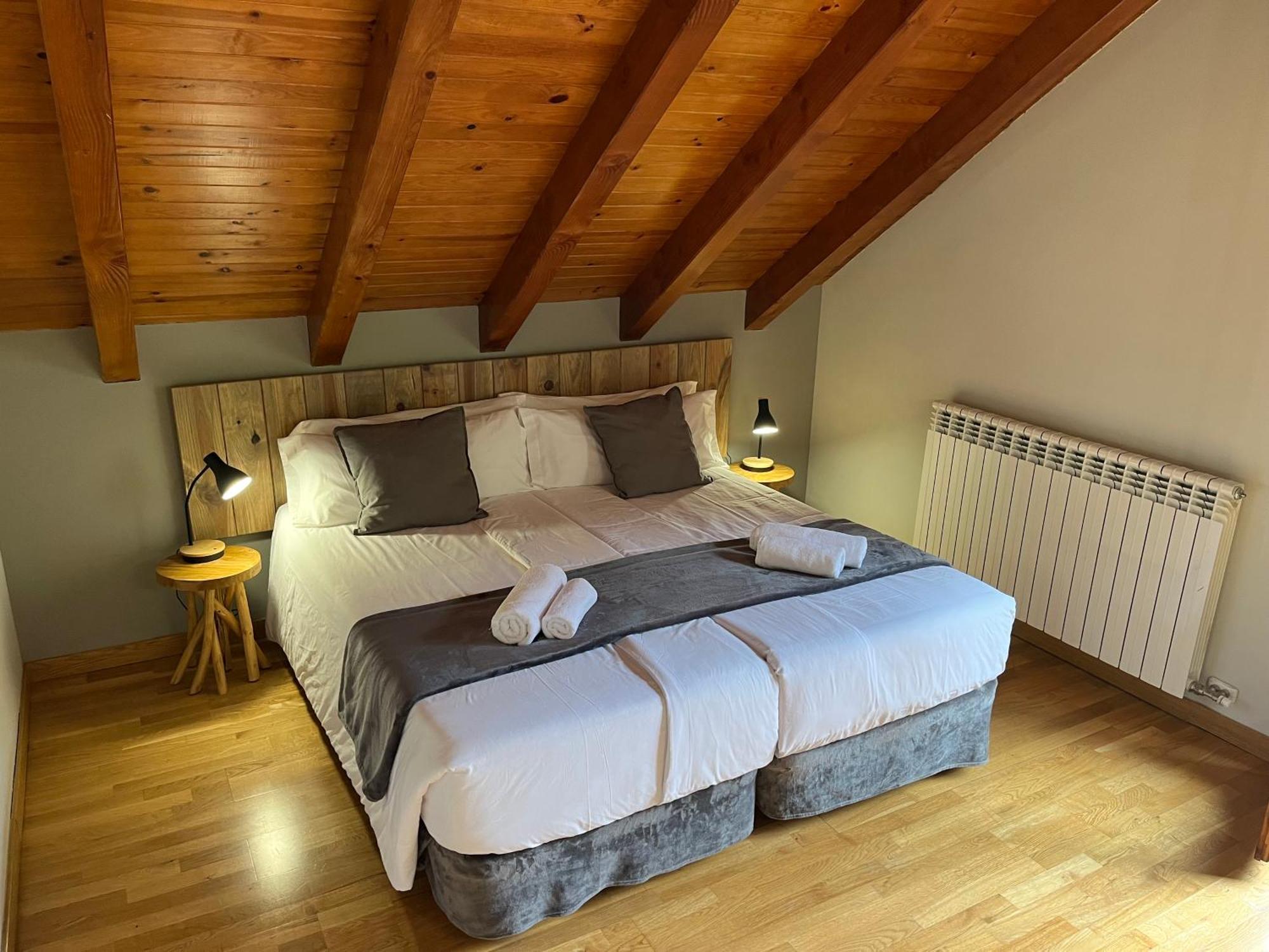 Hotel Els Encantats Espot Exteriér fotografie