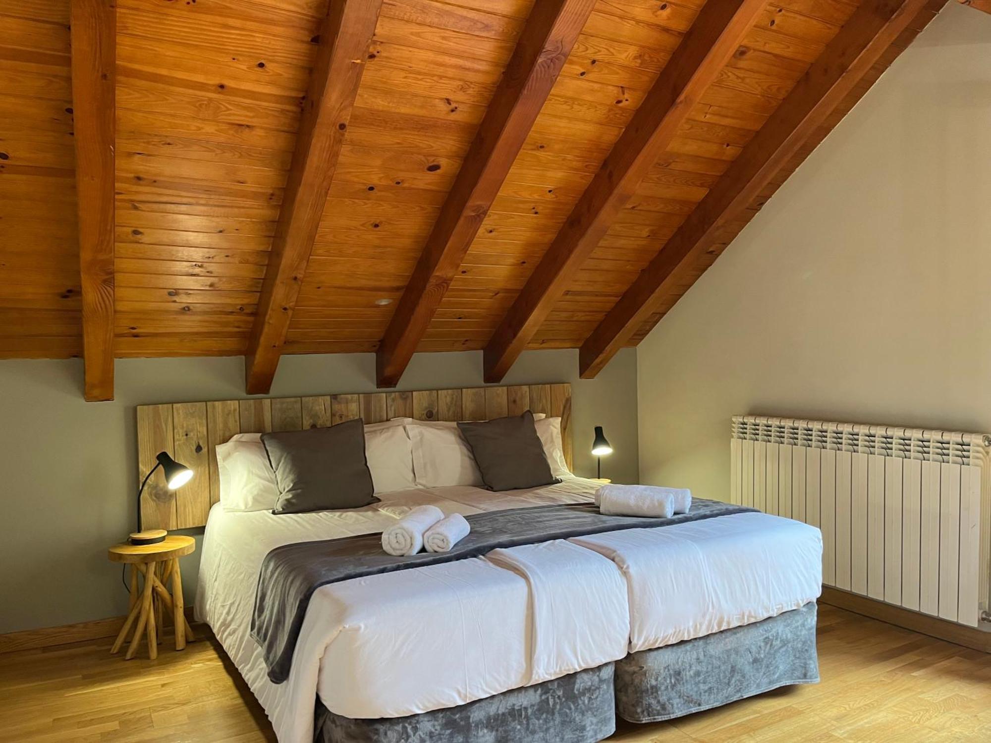 Hotel Els Encantats Espot Exteriér fotografie